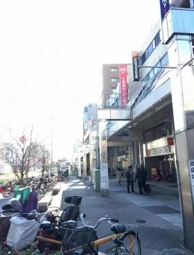 アルカディア篠ビルの外観