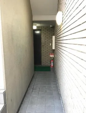 ヒロセビルの外観
