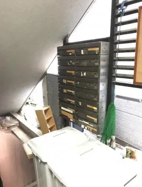 ヒロセビルの外観