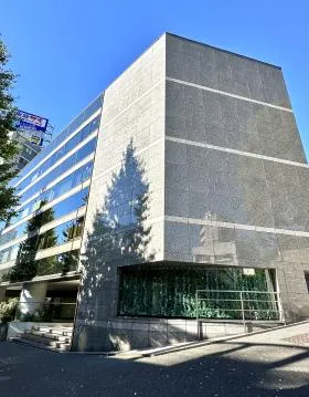 EDGE南青山ビルの外観