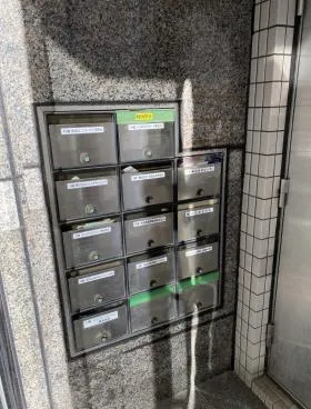 グローバル新神楽坂の外観