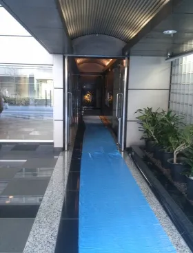 川辺第2ビルの外観