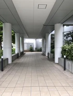 I・Sビルの外観