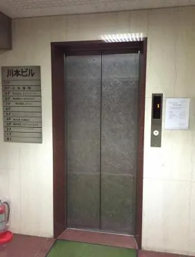 川本ビルの外観