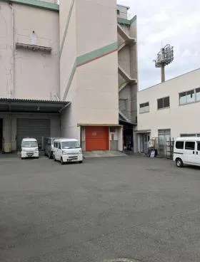 TNビルの外観