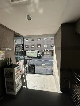クレストワンビルの外観
