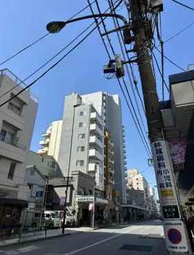 クレストワンビルの外観