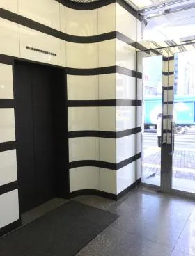 新宿通東洋ビルの外観