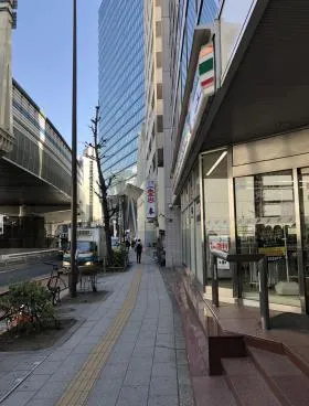 青葉台石橋ビルの外観