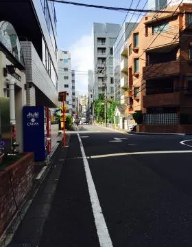 KNビルの外観