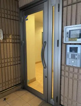 フロインデビルの外観
