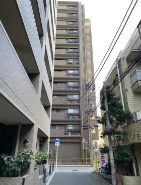 フロインデビルの外観