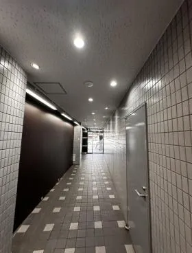 松楽ビルの外観