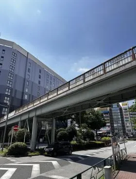 松楽ビルの外観