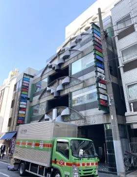 ロゼビルの外観