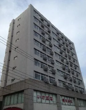 紀伊国屋ビルの外観