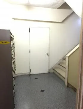 紀伊国屋ビルの外観