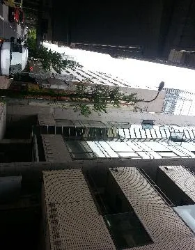 安斎ビルの外観