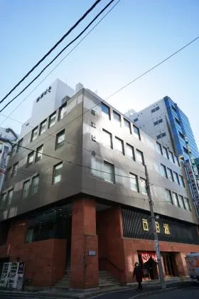 田源ビルの外観