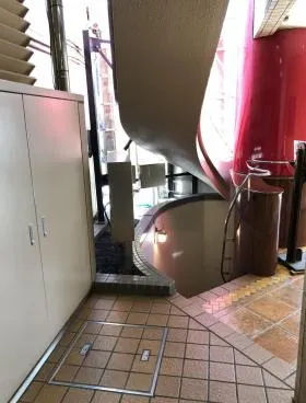 赤坂中村ビルの外観