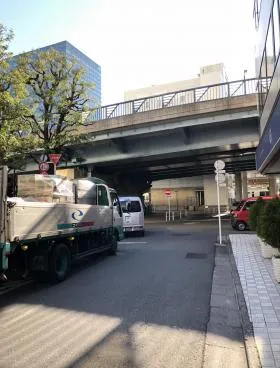 山下ビルの外観