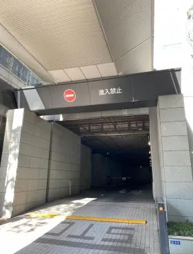大崎フロントタワービルの外観