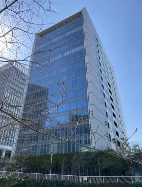 大崎フロントタワービルの外観