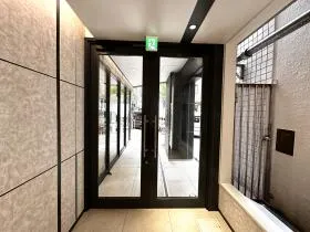 昇立西新宿ビルの外観