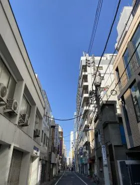 天美ビルの外観