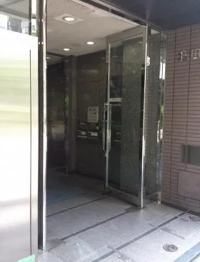 倉田ビルの外観