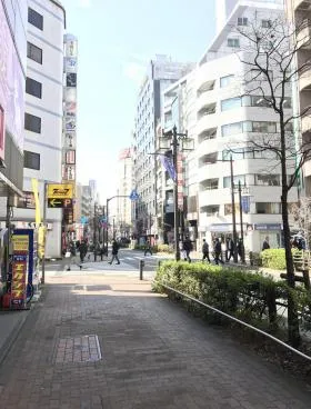 TISビルの外観