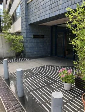 87ビルディング岩戸町の外観
