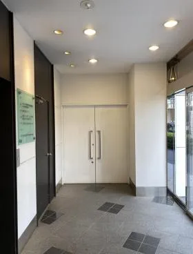 石山ビルの外観