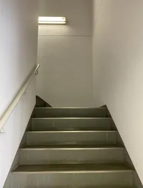 石山ビルの外観