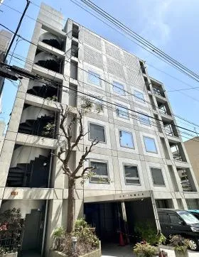 宮坂甲斐路ビルの外観
