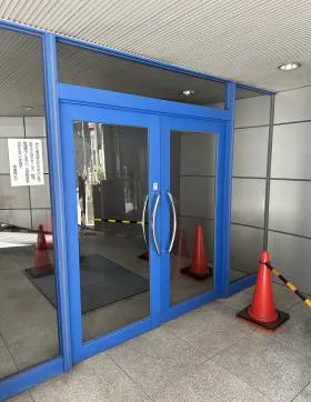 宮坂甲斐路ビルの外観