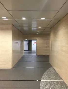 オーク池袋ビルの外観