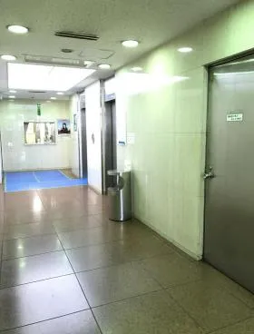 明治安田生命池袋ビルの外観