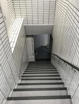 第81東京ビルの外観