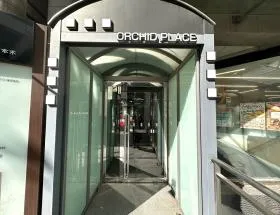 オーキッドプレイス六本木の外観