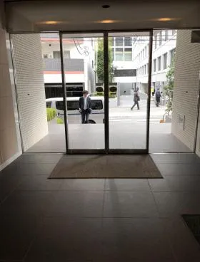 赤坂パークプラザビルの外観