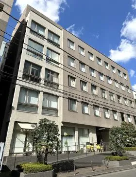 赤坂パークプラザビルの外観