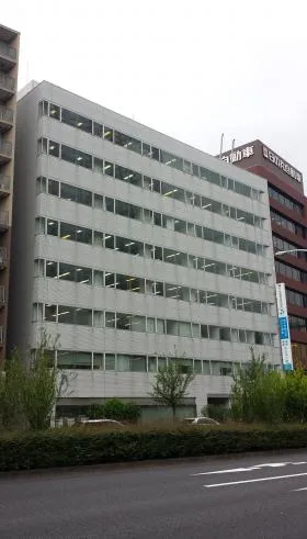 日本生命水道橋ビルの外観