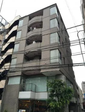 井上旭門ビルの外観