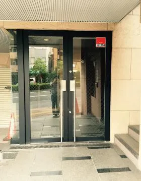 NRK春日ビルの外観