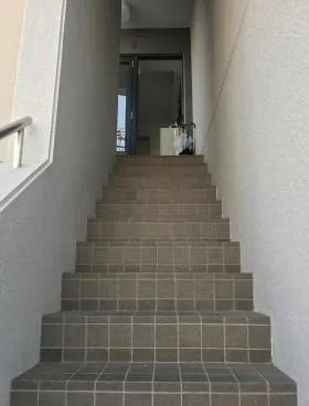 大都ビルの外観