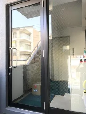 大都ビルの外観