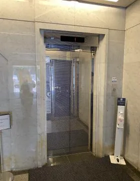 KSビルの外観