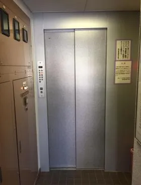 美津野商事本社ビルの外観