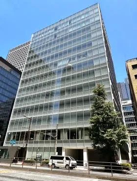 京橋創生館ビルの外観